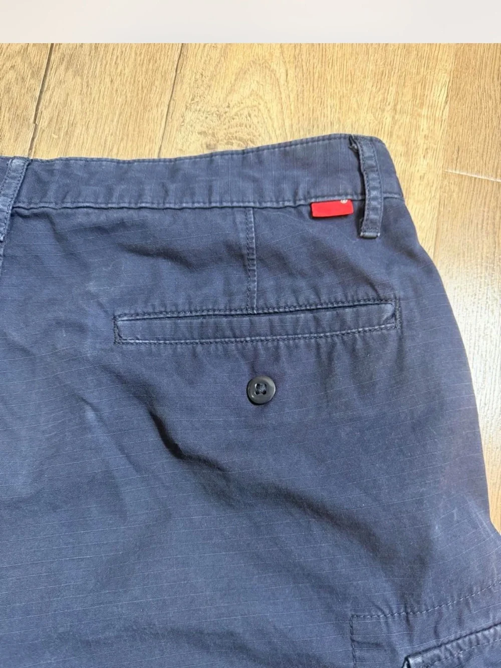 Levis sturdy cargo